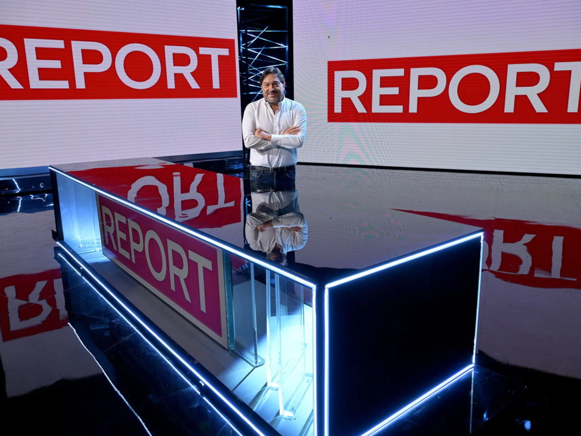 Leggi l'articolo: "5 like delle colleghe su quel messaggio": l'ira di Ranucci, così è esplosa la chat di Report