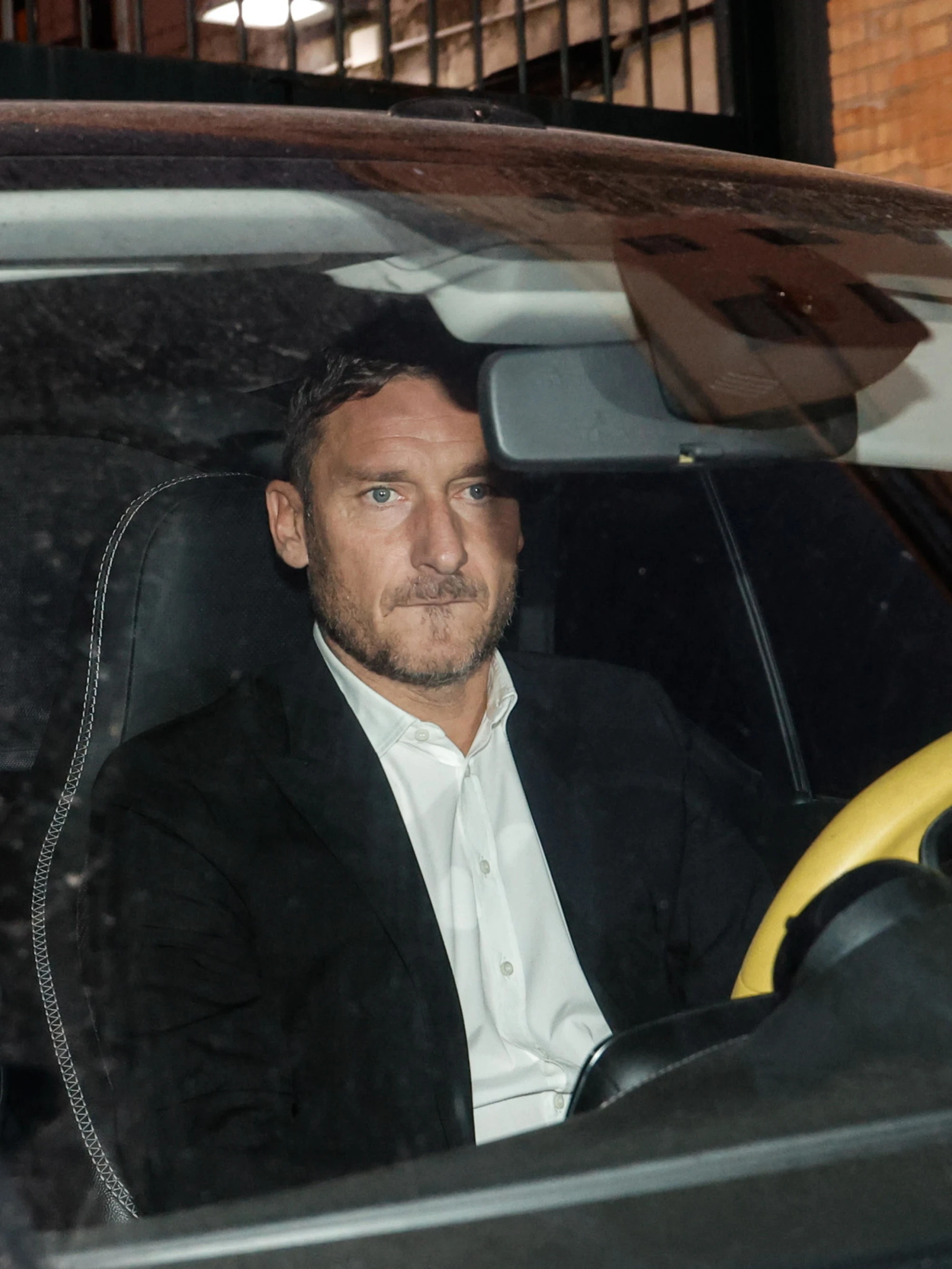 Francesco Totti a Mosca, Gasparri contro la sinistra: "Fa quello che vuole, non avete niente da fare"