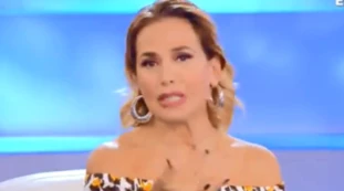 Barbara d'Urso ha avuto una relazione con Pupo? L'indiscrezione al GF Vip, lei replica a Pomeriggio 5: "Piccolo uomo"