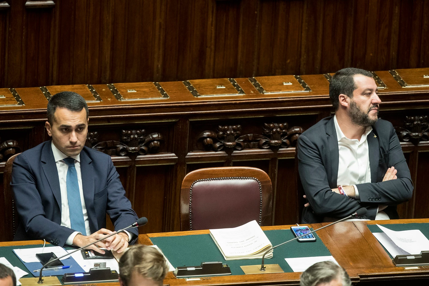 Luigi Di Maio, l'ordine al M5s è partito: bastonare Matteo Salvini ogni volta che si può