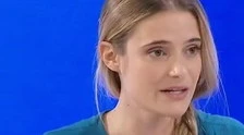 Sea Watch, la portavoce Giorgia Linardi: "Gli immigrati in Germania? Mai, li portiamo tutti in Italia"