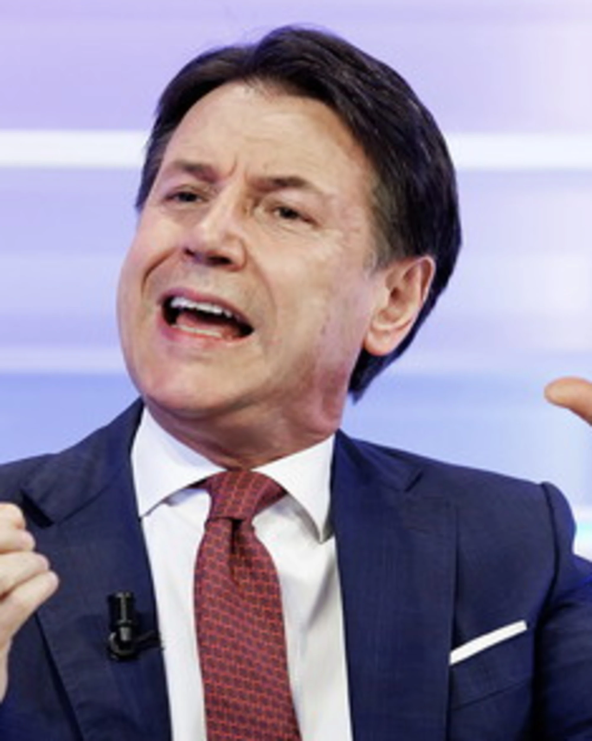 Giuseppe Conte, "Meloni dilettante": cosa dimentica