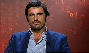 Gianluca Cantalamessa contro De Magistris: "Usa solo il 10% dei fondi Ue, peggior sindaco di Napoli di sempre"