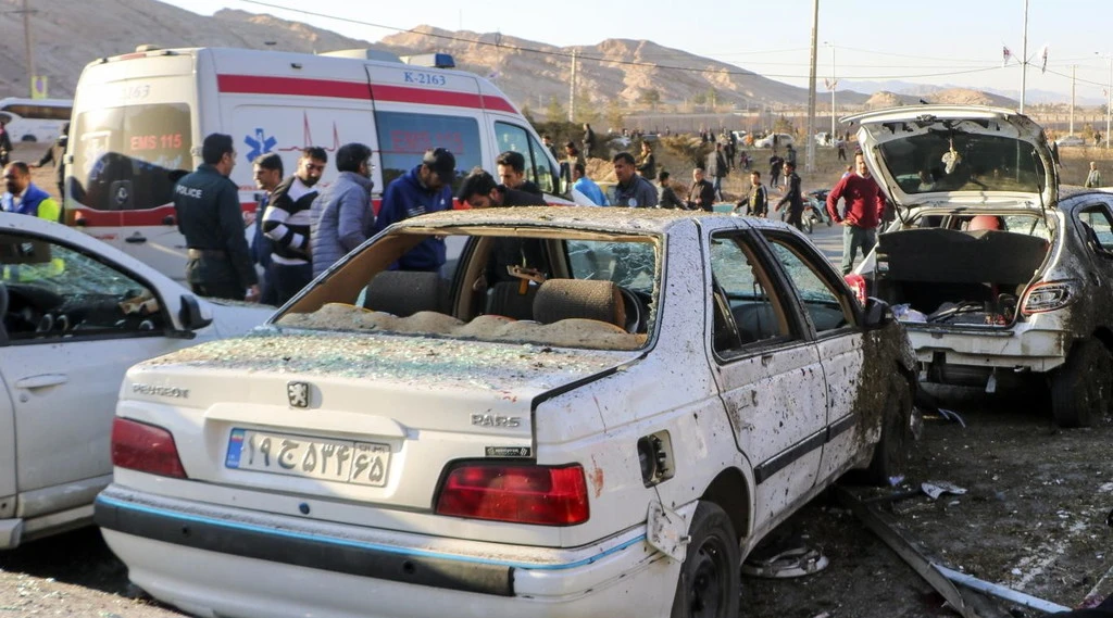 Iran, l'attentato alla tomba di Soleimani? L'Isis rivendica la strage
