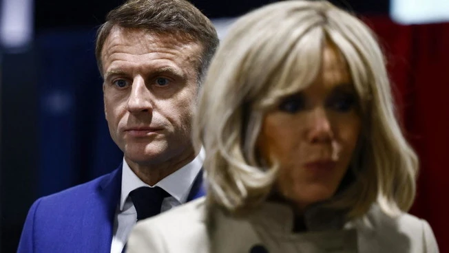 A voi fa paura Emmanuel Macron?