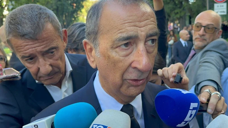 https://media.liberoquotidiano.it/FSjq31gPyWRGaY-ad4zI2D6n8Ydy8UEX34gIBtEIBvo/width:800/quality:90/aW1hZ2VzLzIwMjUvMDkvMTgvMDY0MzUzODE1LTMyOTQ5NTA1LTVkNmUtNGEyMi1hNDk4LWU1NDdlZGFmZjRhMS5qcGc.webp