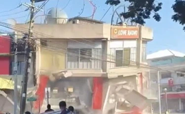 Filippine, terremoto magnitudo 7.8: crolla tutto, morti e al