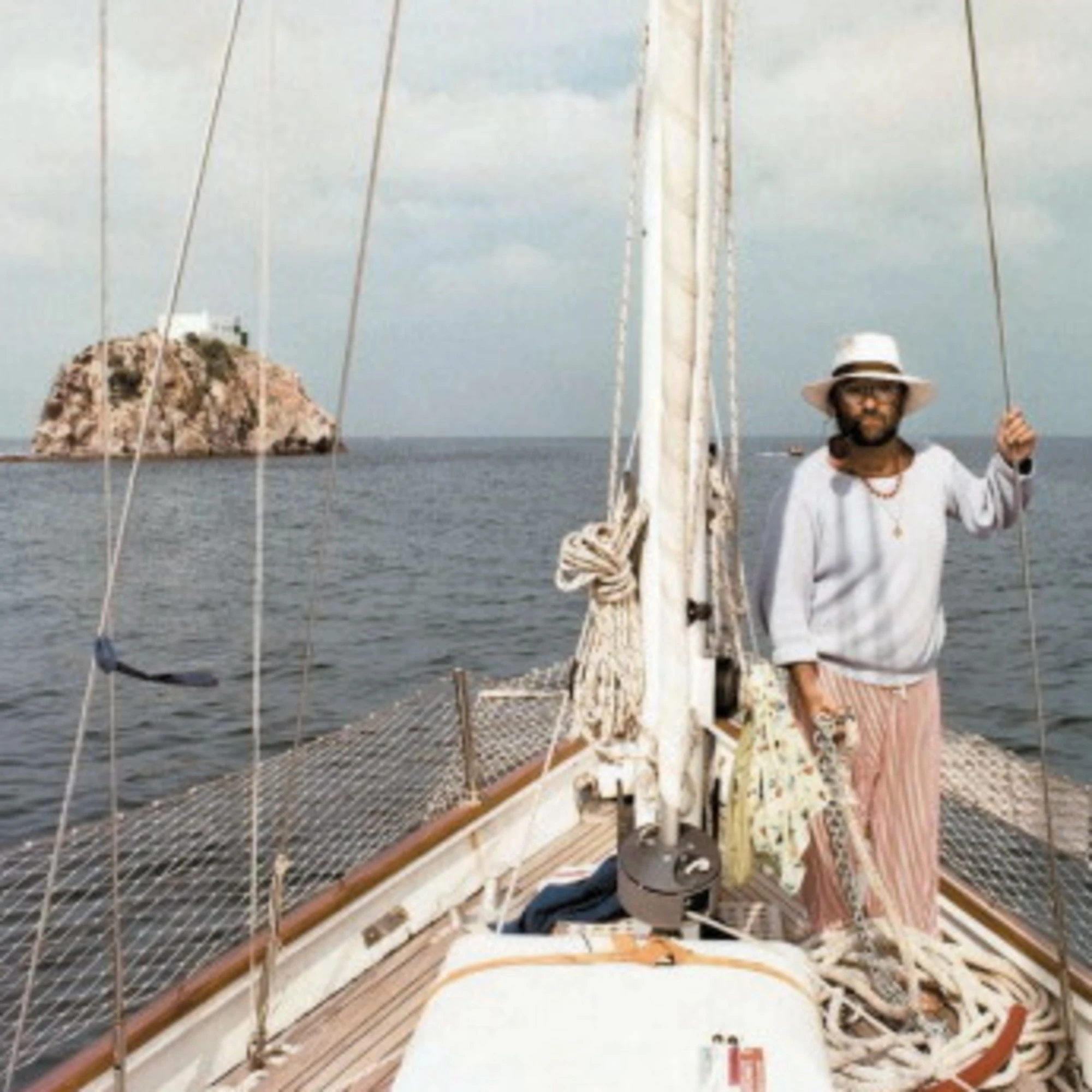 Viaggio nell'universo di Lucio Dalla tra musica, poesia e fotografia