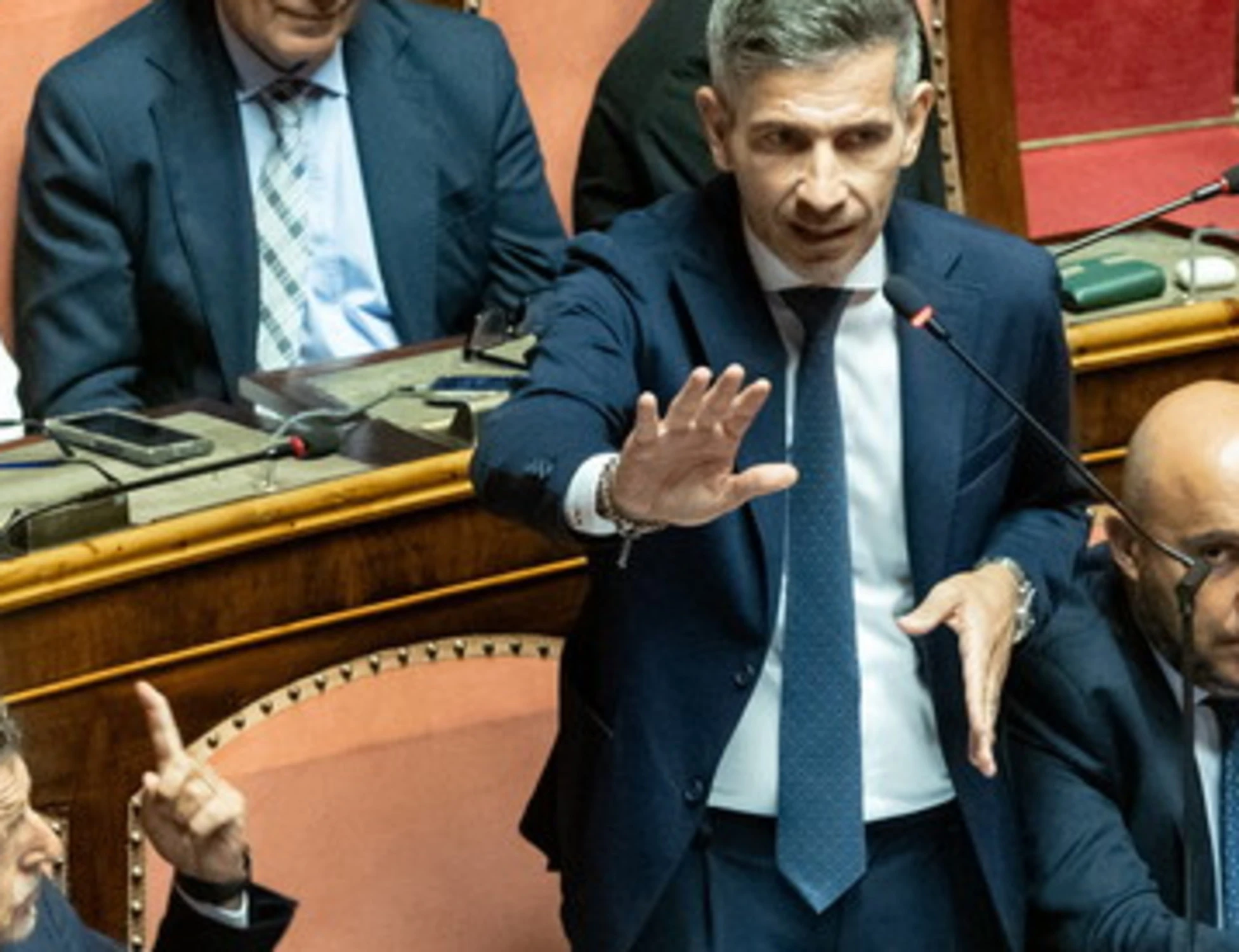 Legge elettorale, Lisei manda in tilt la sinistra: "Il premier 'Pinco Pallo'", scintille in aula