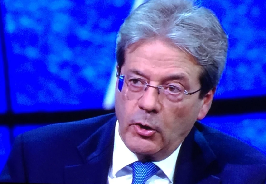 Paolo Gentiloni da Fabio Fazio: "Abolire il canone Rai? Meglio allargare le esenzioni. L'Italia non giochi al rischiatutto"