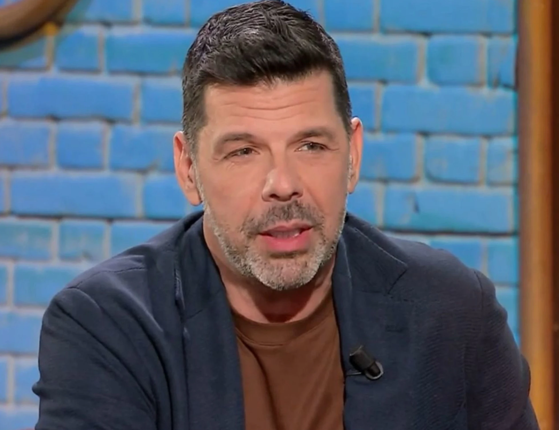 Salvo Sottile a Ciao Maschio: "Mio padre? non c'era quasi mai"