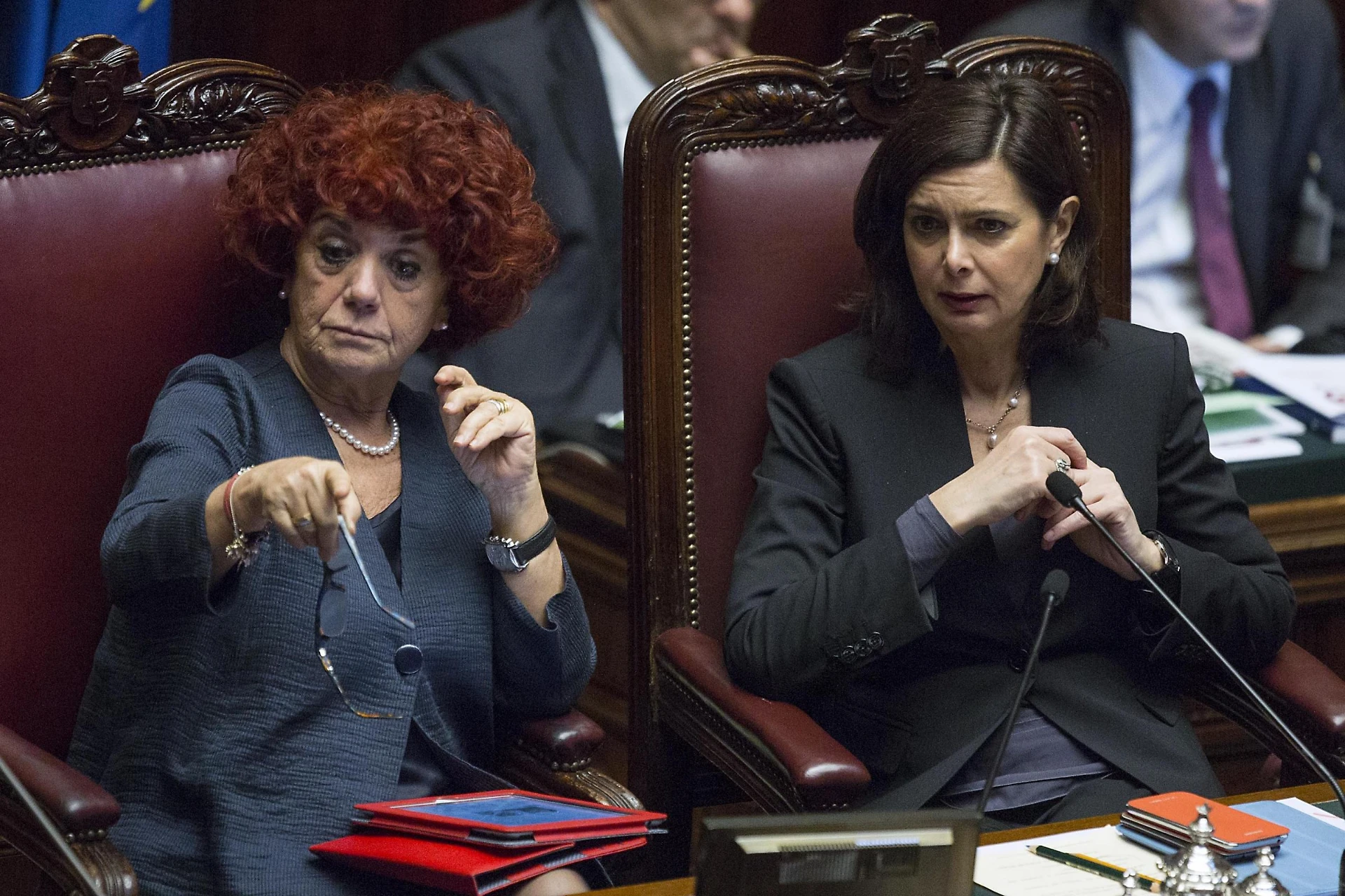 Valeria Fedeli e Laura Boldrini, le mani sulla scuola. Nuova materia: insegneranno ad accogliere gli immigrati