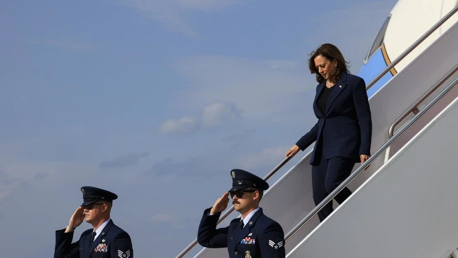 Kamala davanti a Trump: voi credete a questi sondaggi?