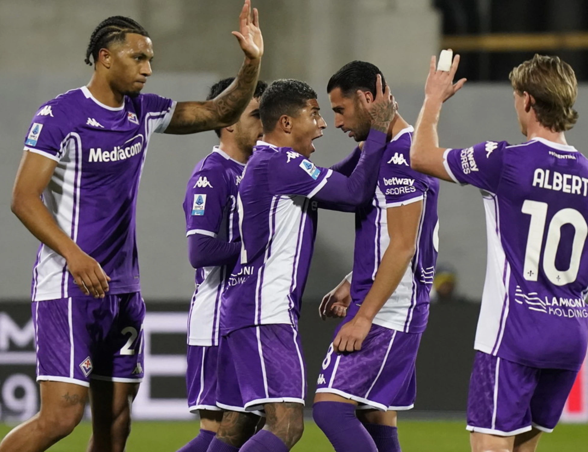 Serie A, la Fiorentina travolge l'Udinese. E il Torino segna la seconda vittoria