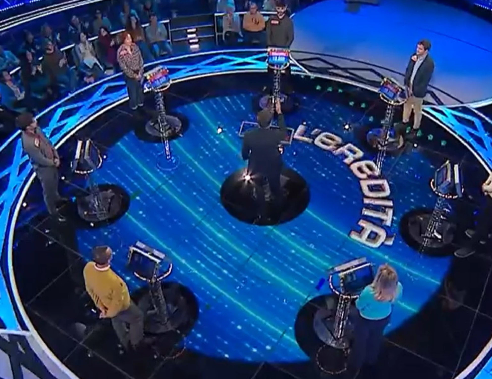 L'Eredità, "un bel Lato B...": commenti pepati