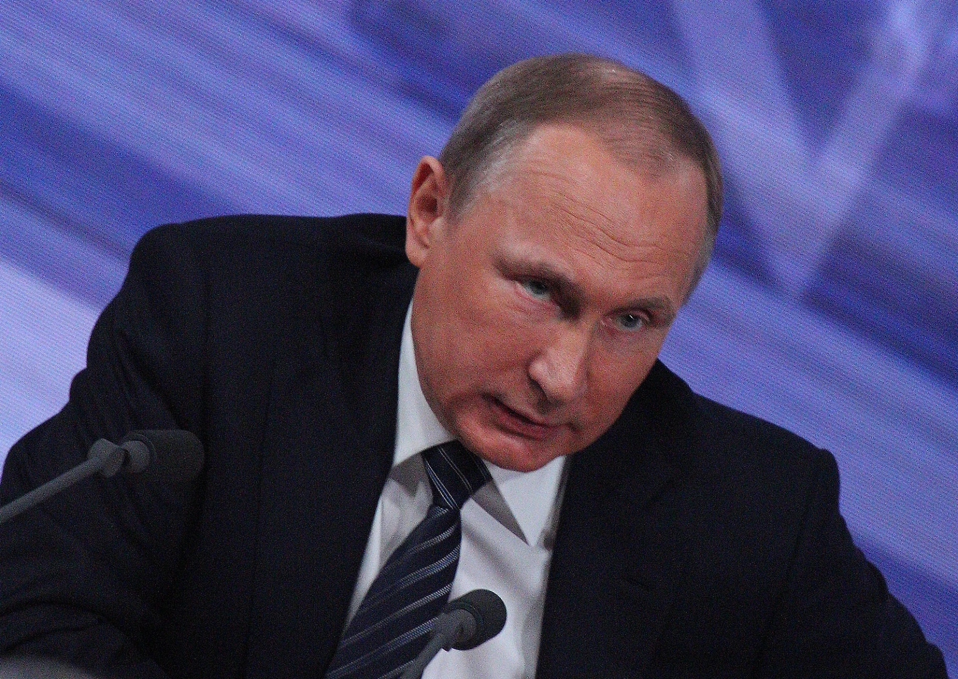 Morti strangolati e giudici corrotti: video-bomba su Putin, ira dello zar