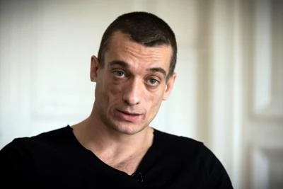 Francia, arrestato artista russo che ha diffuso video Griveaux
