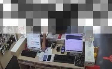 https://media.liberoquotidiano.it/Fdn86HcTFr2NEOpvrDBMsbM5A3bs5W4wU1ngjiWIoG4/width:800/quality:90/aW1hZ2VzLzIwMjYvMDkvMTIvMDY1MDQwNzg1LWRlMjAwOWM5LTVjMzQtNGY3ZS1hYzFmLWMzNzZhNDBhNWUyMy5qcGc.webp