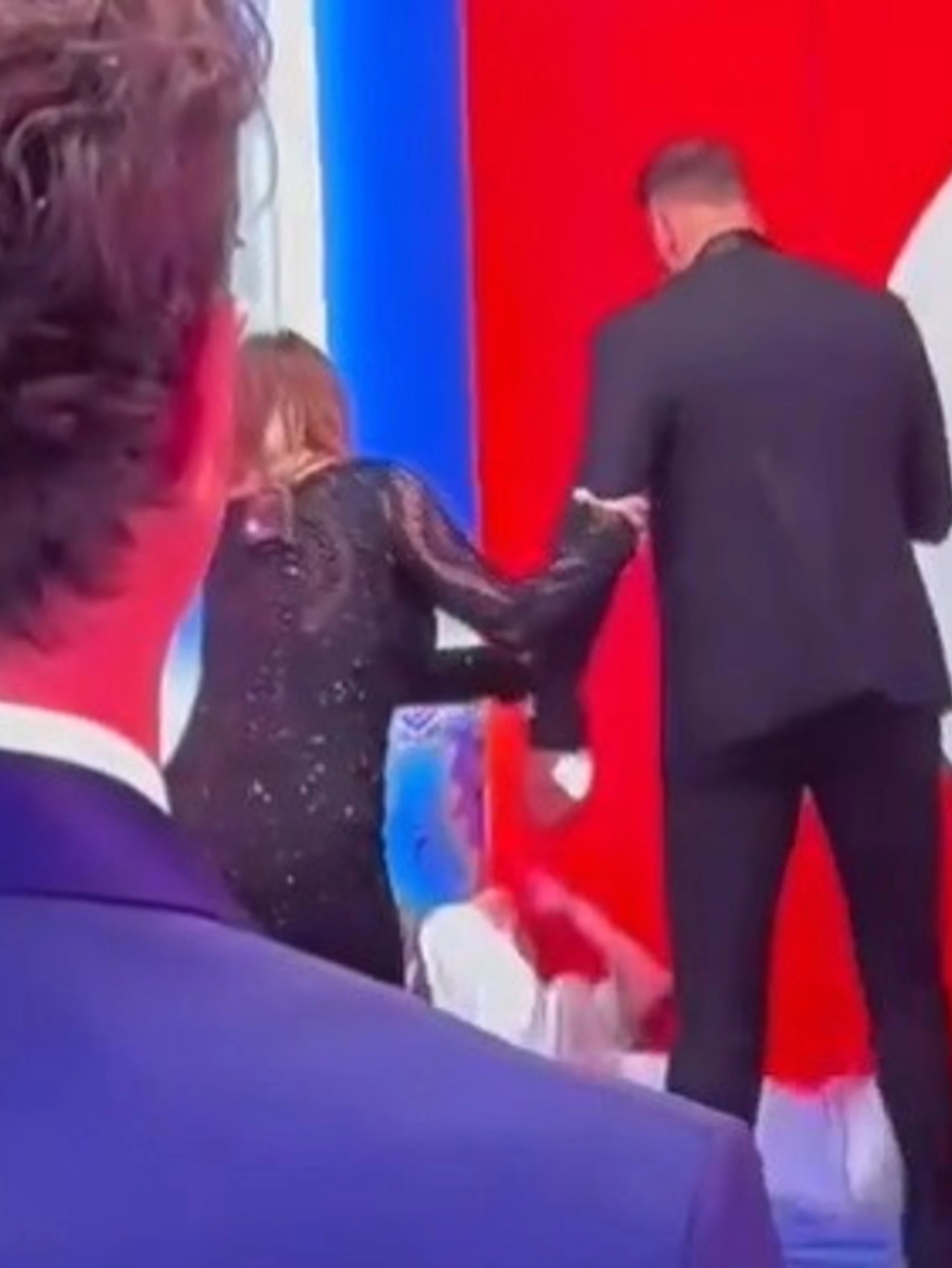 Gf Vip, brutale pugno in faccia: concorrente arrestato in diretta tv