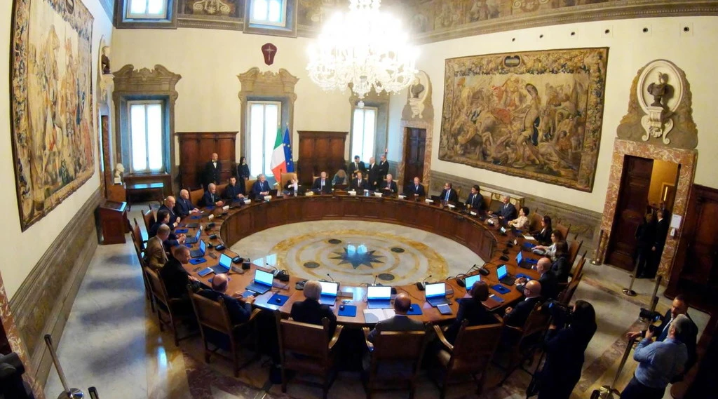 Cdm, aperto il dossier-manovra: "Ecco le priorità", a cosa sta lavorando il governo