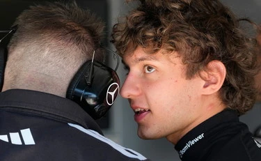 Kimi Antonelli, smacco a Charles Leclerc: demolito il record sui kart in Sardegna