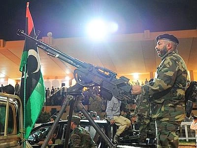 Autobomba contro ambasciata di Francia in Libia, almeno due guardie ferite