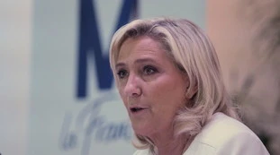 Marine Le Pen, terremoto in Europa: "Chi tifa per lei all'Eliseo"
