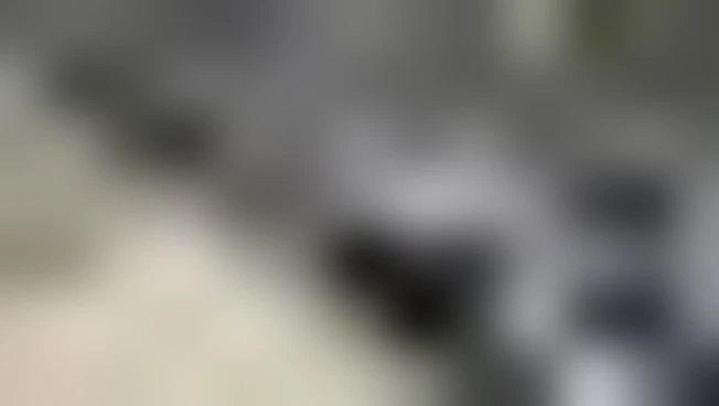 In Libano in coda per fuggire dal Sud dopo nuovi attacchi Israele