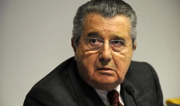 De Benedetti spara a zero contro l'Italia"Siamo la zavorra della crescita mondiale"