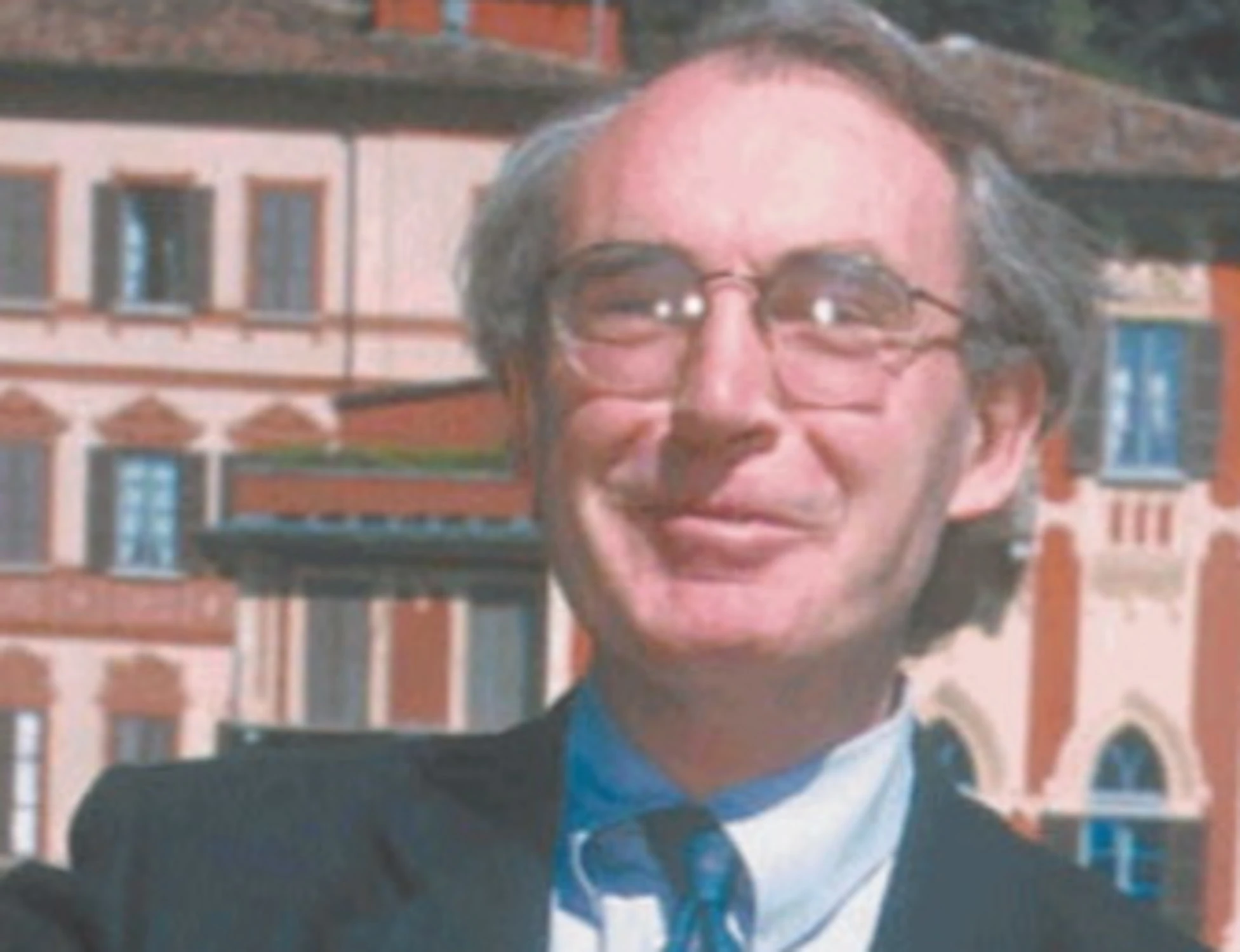 Yves Mény scuote la politica: "I giudici metteranno in crisi i Parlamenti"