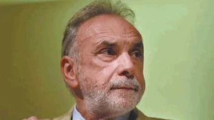 Coronavirus, Remuzzi sui contagi ribalta l'allarme: "La verità sui contagi? Contate i ricoveri..."