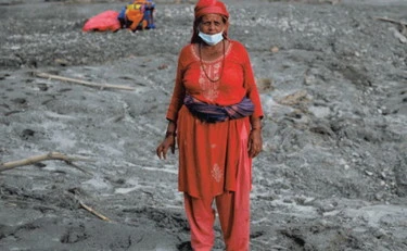 Dietro il disastro in Nepal lo scempio fatto dalla Cina