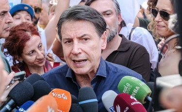 Giuseppe Conte sta con Trump pur di scalzare Meloni