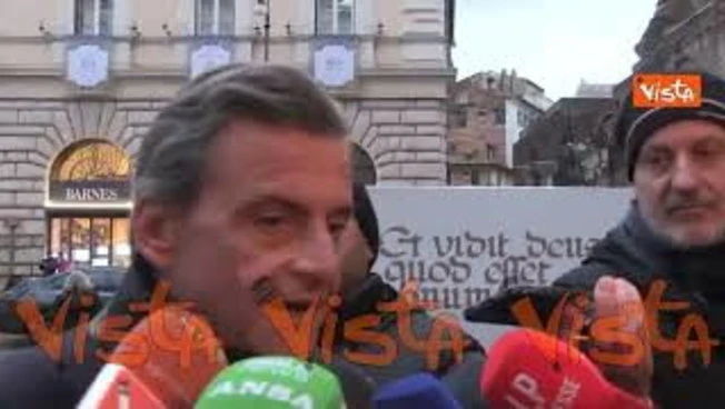 Calenda: "Con Tajani ottimo rapporto ma non siamo alleati, si può costruire centro liberale"