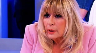 Uomini e Donne, addio al Trono di Gemma Galgani? La voce terremota lo studio della De Filippi