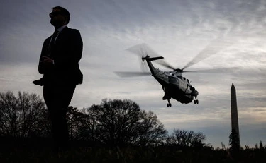 Iran, la guerra nel Golfo in diretta: "Trump vuole chiuderla prima di Xi", i 4 scenari estremi del Pentagono