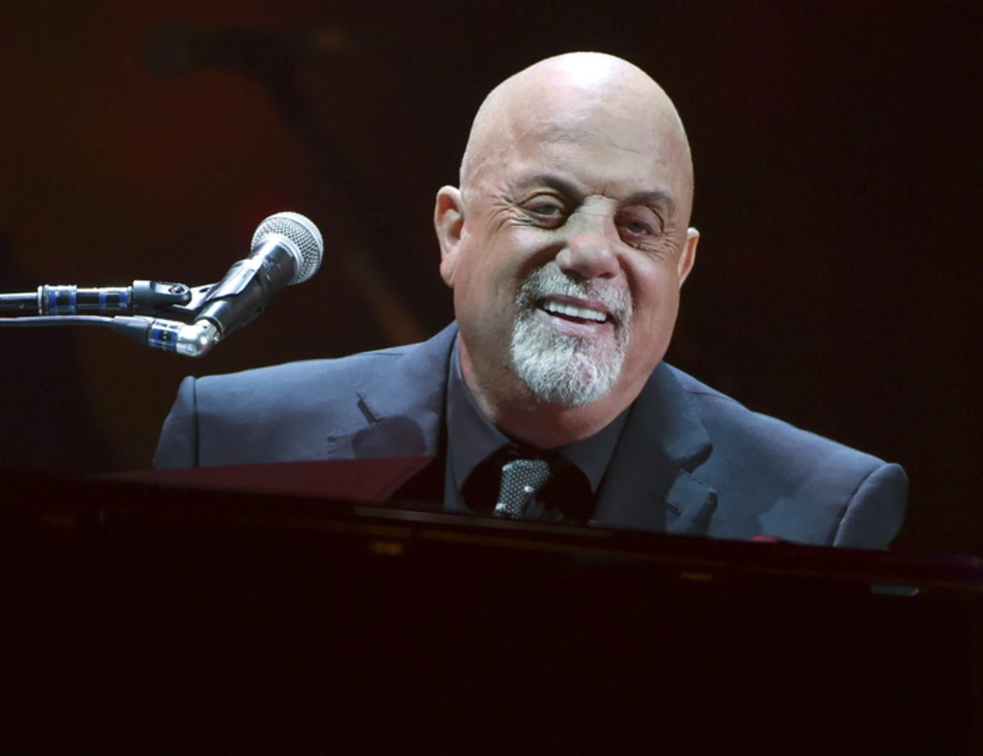 Billy Joel cancella tutti i concerti: "Diagnosticato l'idrocefalo normoteso"