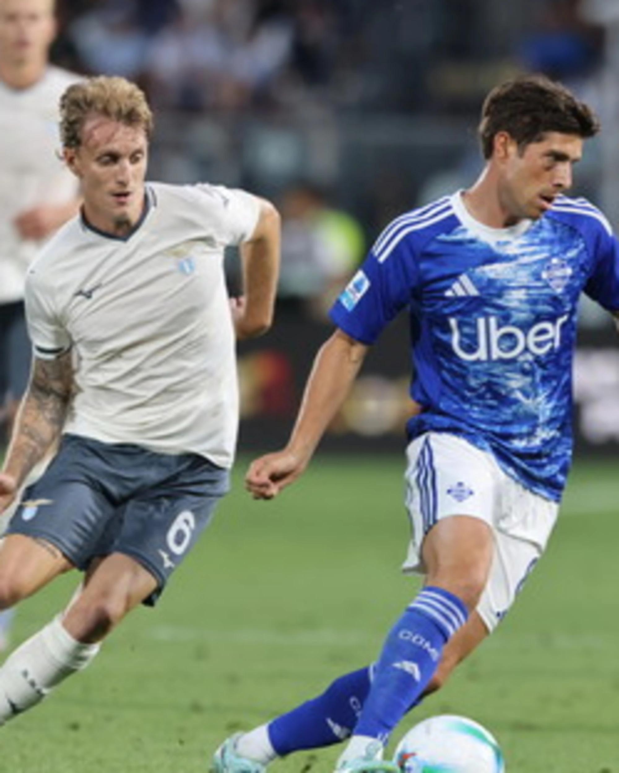 Como-Lazio 2-0: inaugurata l'era delle "spiegazioni" dell'arbitro ai tifosi