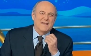 Striscia la Notizia, Gerry Scotti inchioda Monica Setta: "Fatti due risate"
