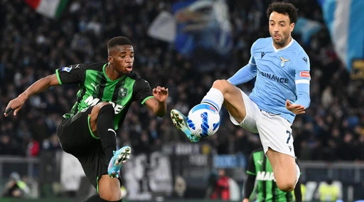 Lazio-Sassuolo, i biancocelesti riscattano il ko nel Derby. Emiliani battuti 2-1