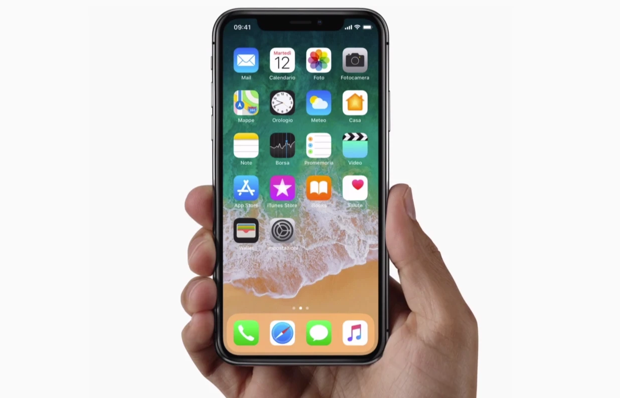 iPhone, addio impronte digitale: Apple sceglie il riconoscimento facciale