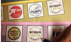 "Ecco il mio voto per Grillo"I grillini e gli scatti nelle urnepubblicati su Facebook