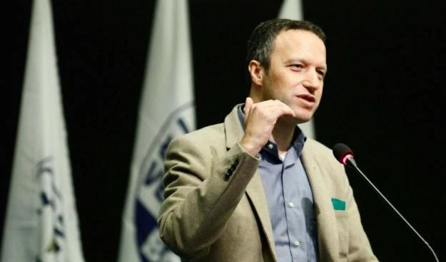 Tosi preferirebbe spararsi che allearsi con il Cav