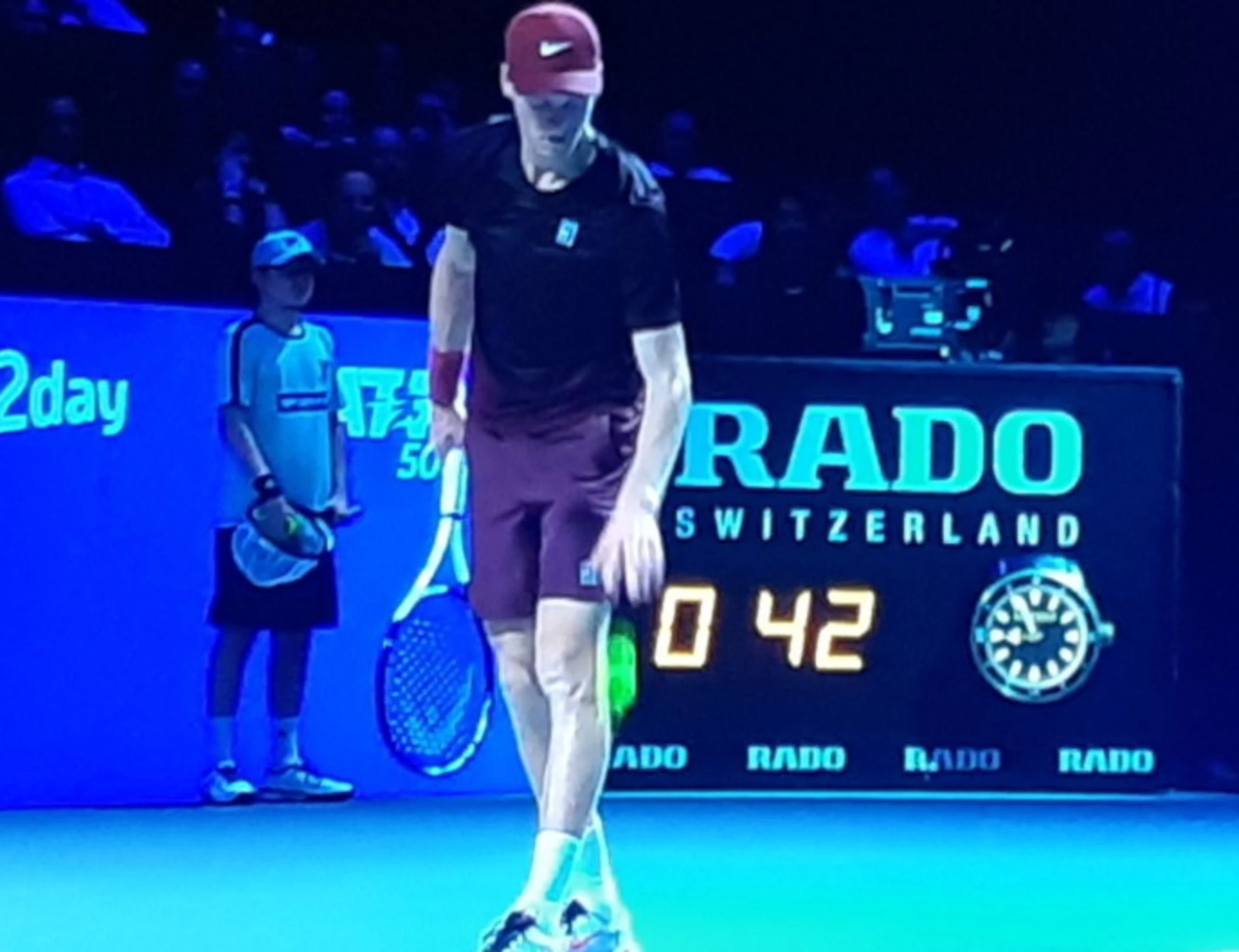 Cobolli lotta ma Sinner vince in due set: prova di forza, ora Bublik ai quarti