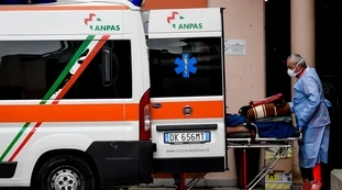 Coronavirus, il bollettino: scende la curva epidemia dopo tre giorni a rialzo, ma occhio alle terapie intensive