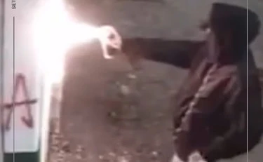 Roma, vandalizzata la sede di FdI alla Garbatella: "C'è un clima d'odio"