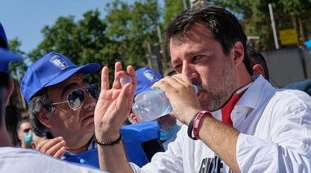 Matteo Salvini, niente taglio ai vitalizi? "Disgustosa vergogna". E accusa il Pd: "Lacrime di coccodrillo"