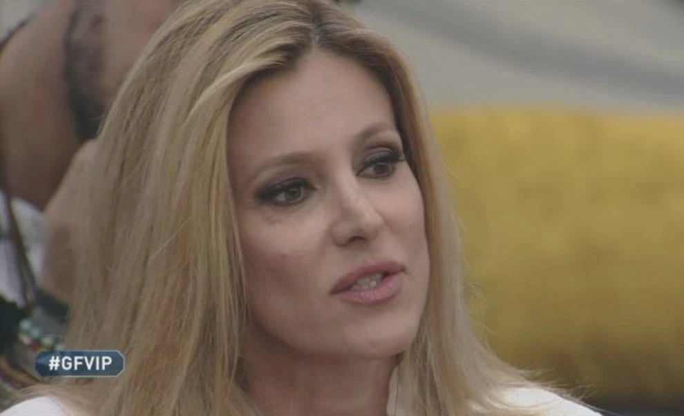 Grande Fratello Vip, Adriana Volpe sbrocca contro la Alberti: "Ti giuro ho il terrore", finisce male?