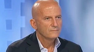 Augusto Minzolini contro Giuseppe Conte: "Stato d'emergenza? Poi in Italia entra chiunque: immigrati e coronavirus, la pagherà"