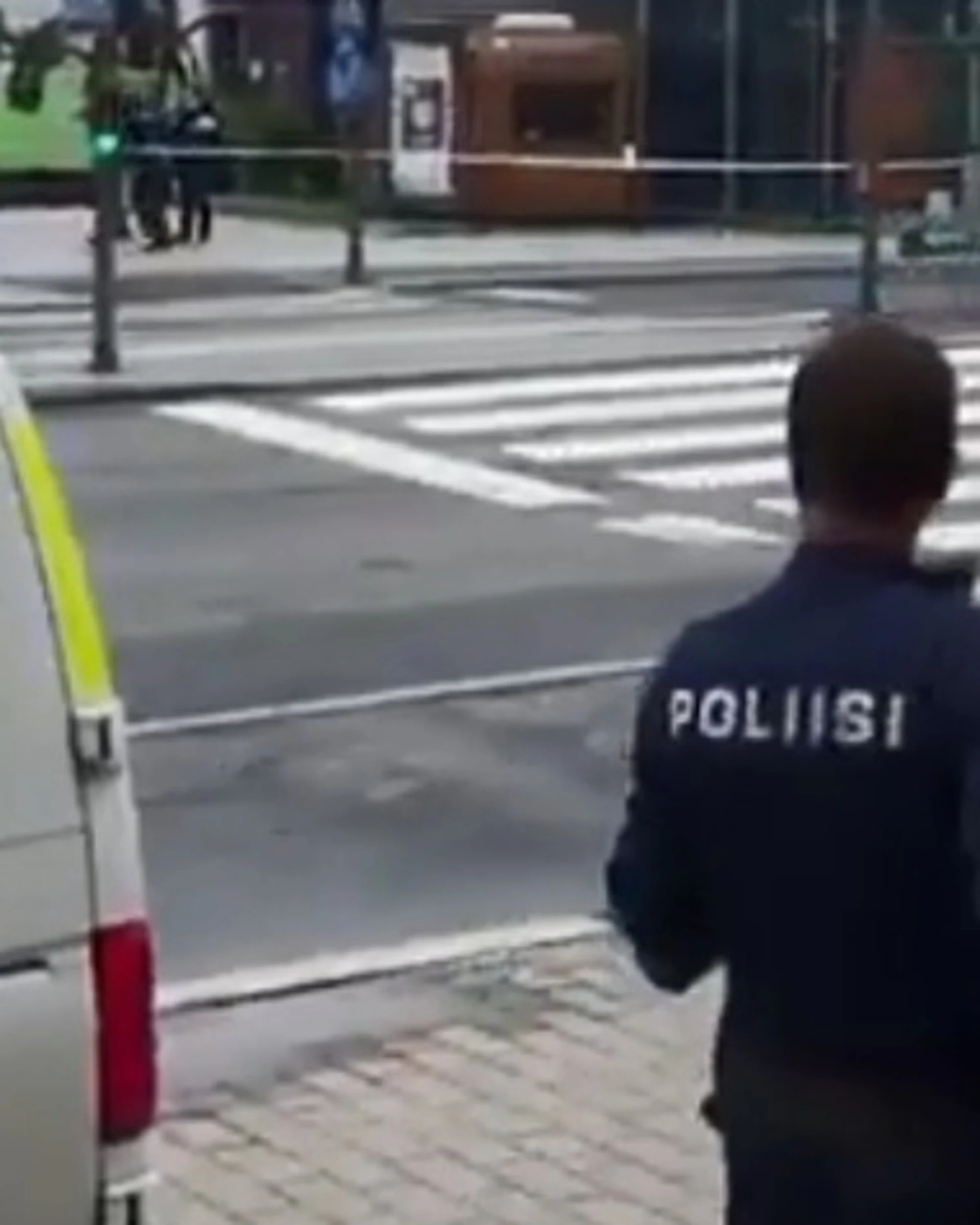 Finlandia, attacco con coltello in un mall: chi è stato arrestato